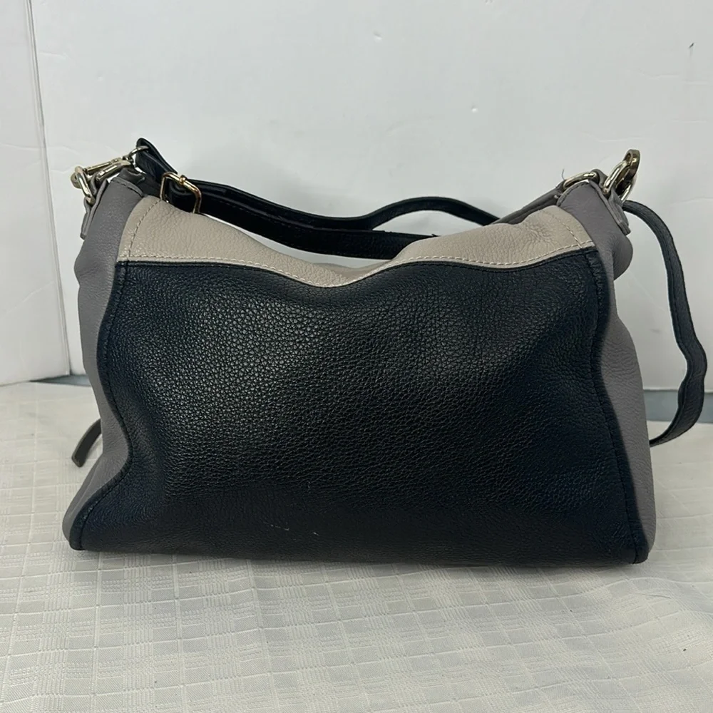 Kate Spade Cobble Hill Toddy in color block Grey/ Black